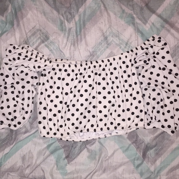 Crop top - Picture 1 of 2